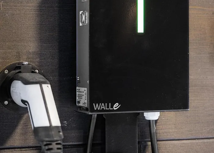 Lucky Live By Hilla * ليفي